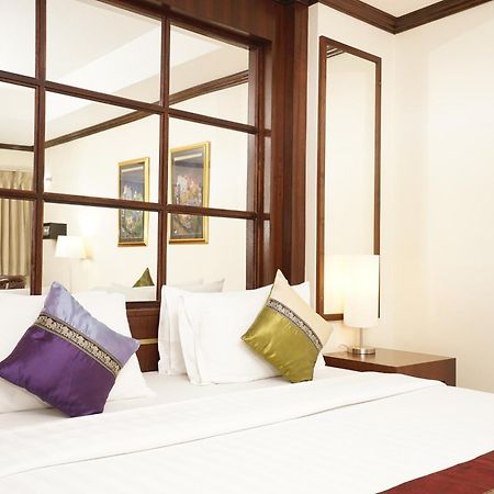 Grand Business Inn Банкок Екстериор снимка