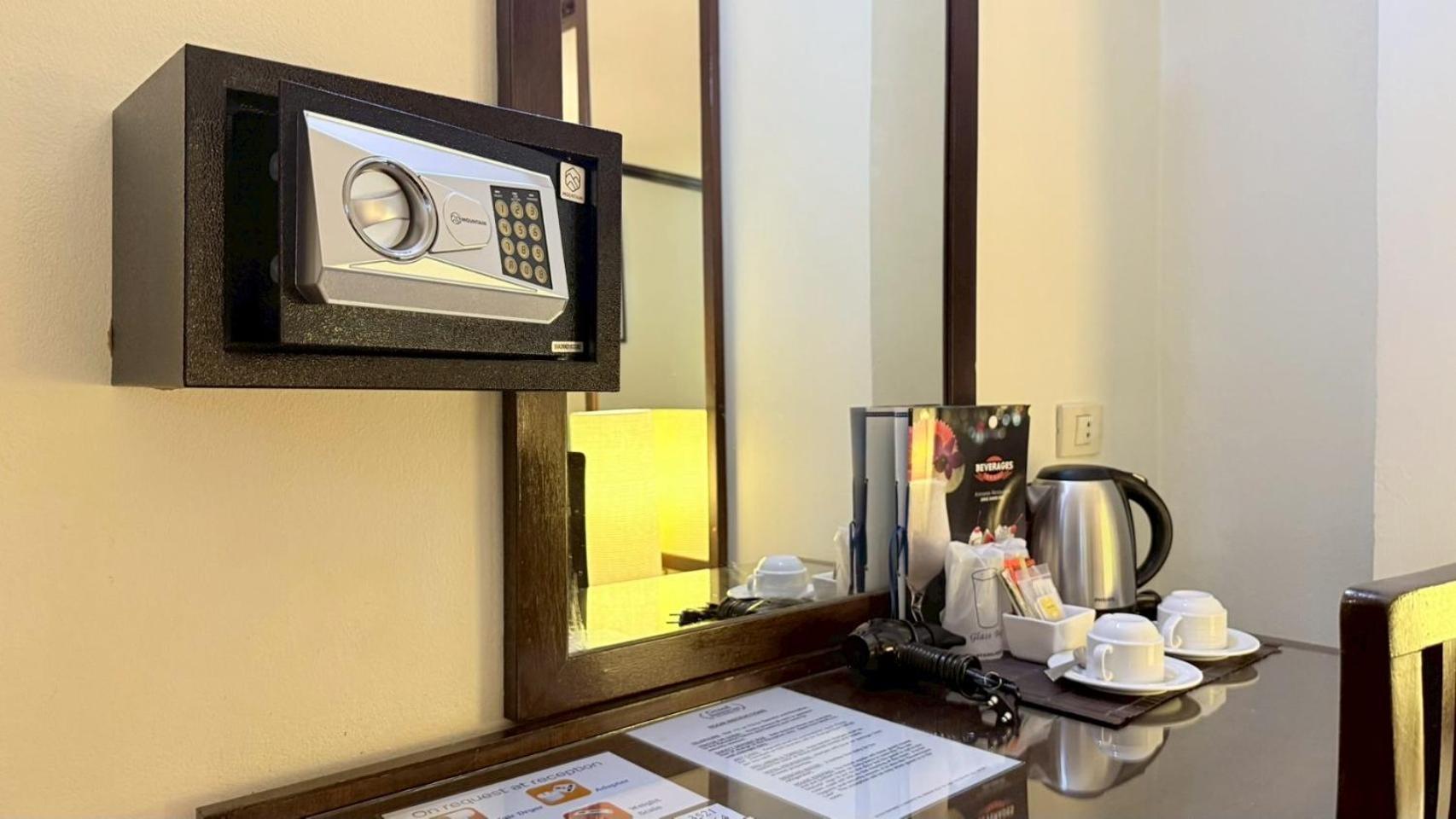 Grand Business Inn Банкок Екстериор снимка