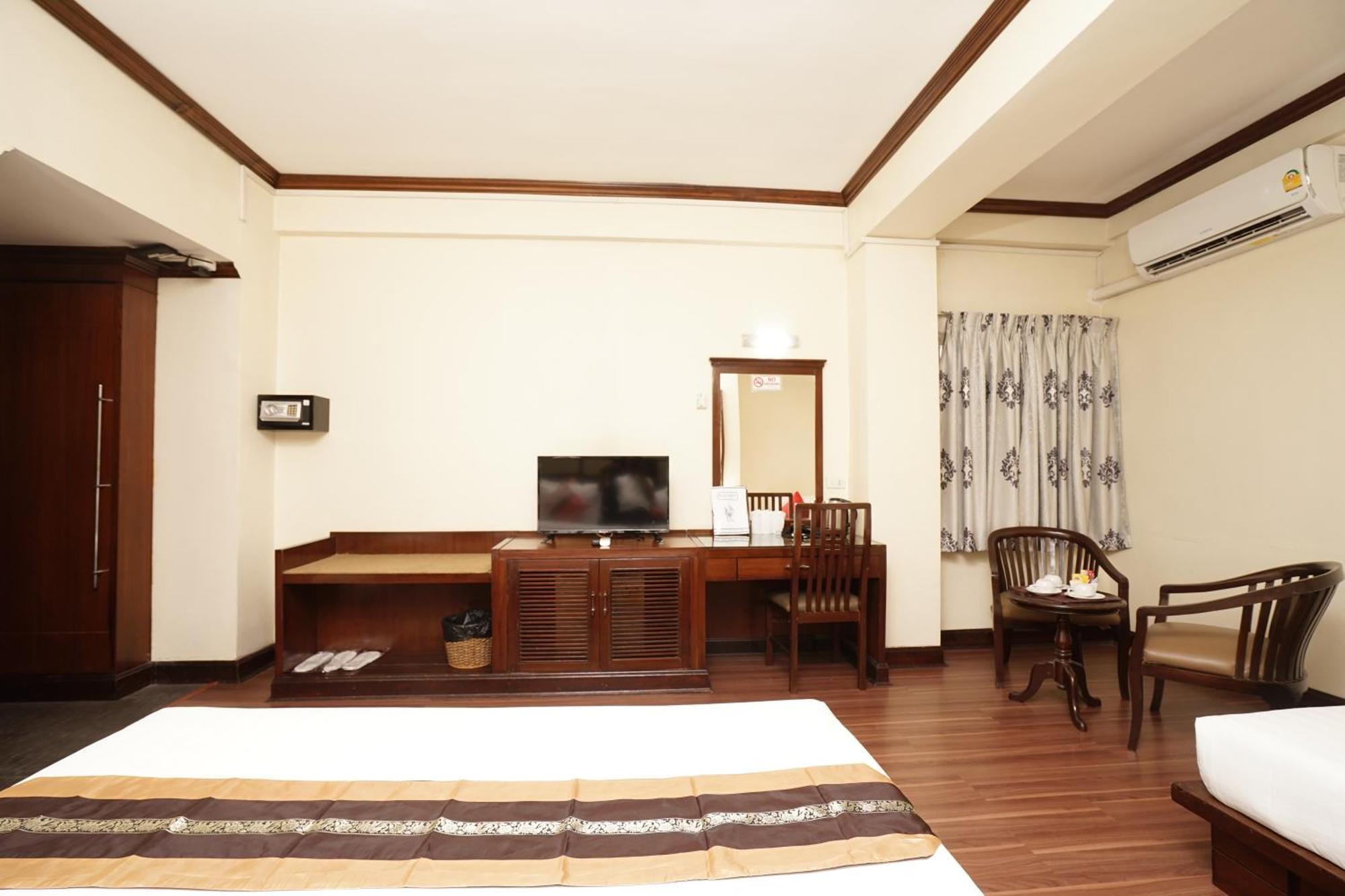Grand Business Inn Банкок Екстериор снимка