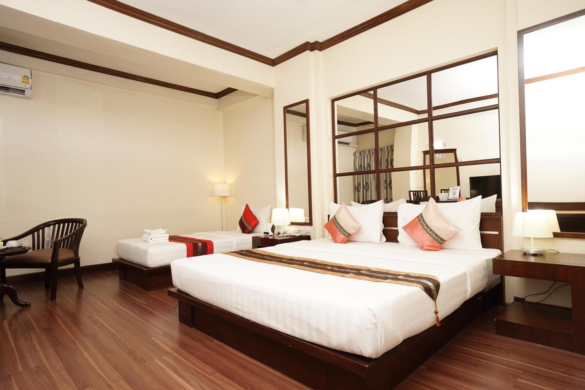 Grand Business Inn Банкок Екстериор снимка