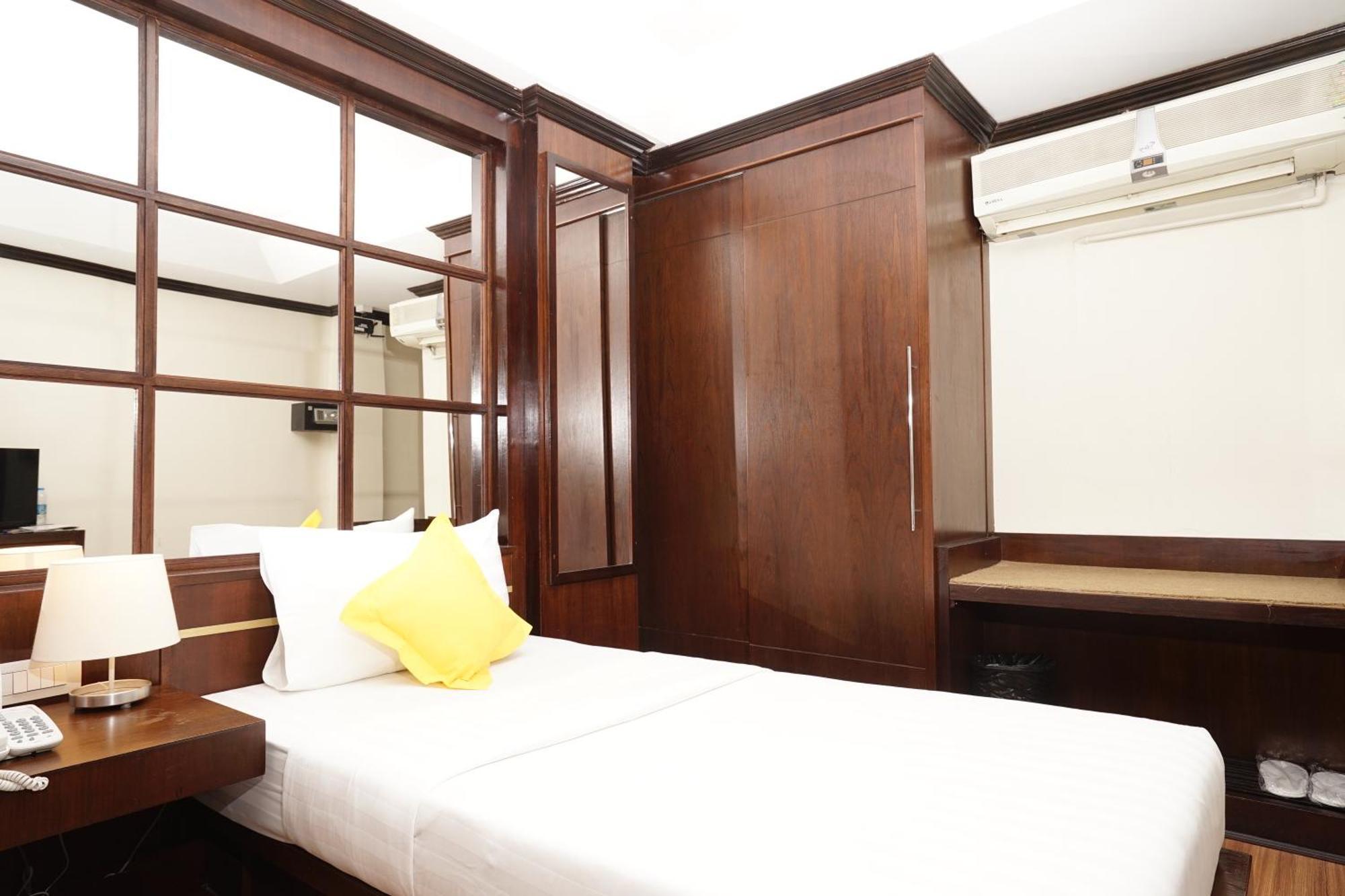 Grand Business Inn Банкок Екстериор снимка
