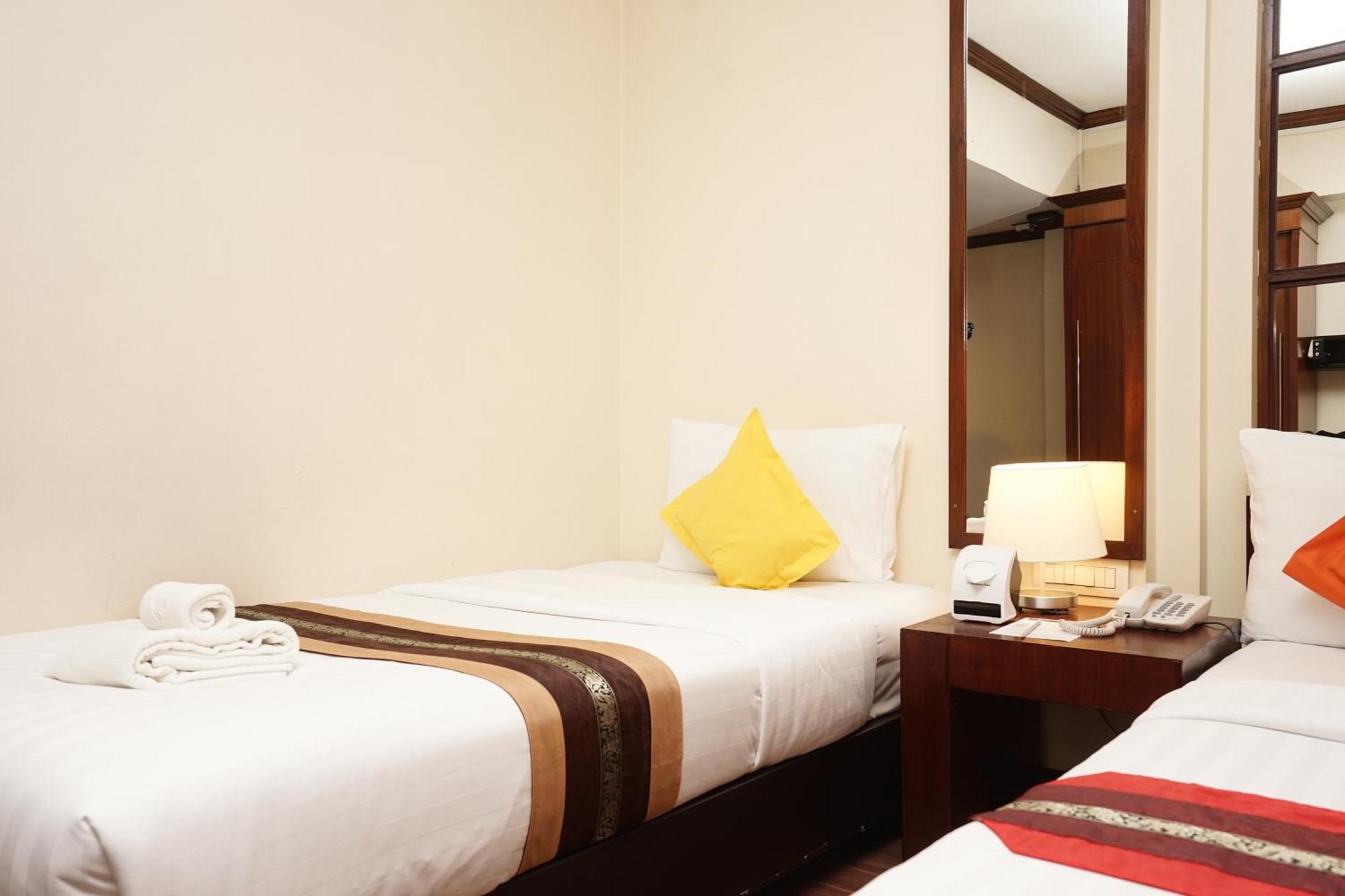 Grand Business Inn Банкок Екстериор снимка