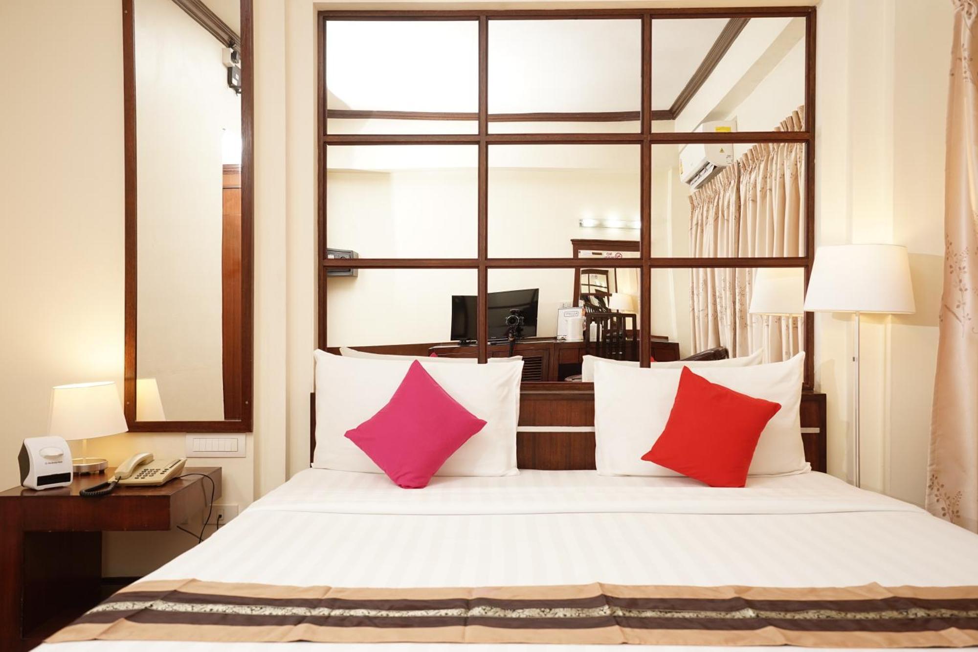 Grand Business Inn Банкок Екстериор снимка