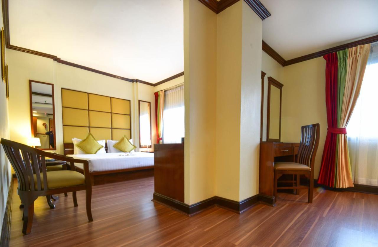 Grand Business Inn Банкок Екстериор снимка